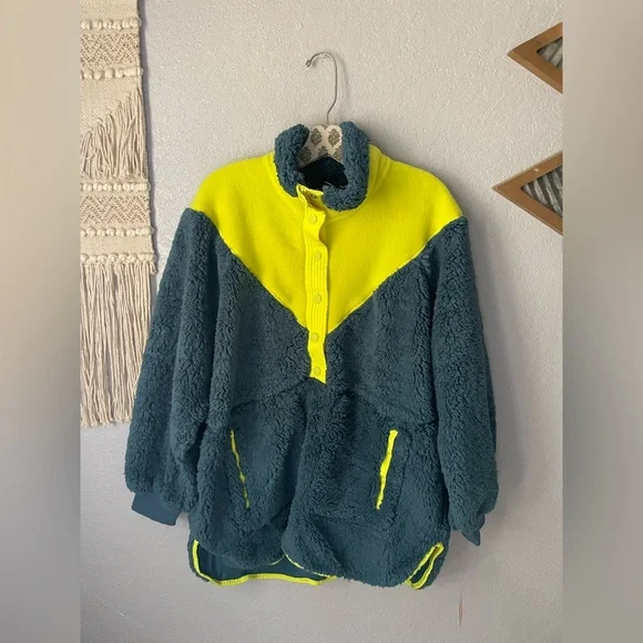 FP Movement Fall to Rise Pullover Jacket - Picture 5 of 7